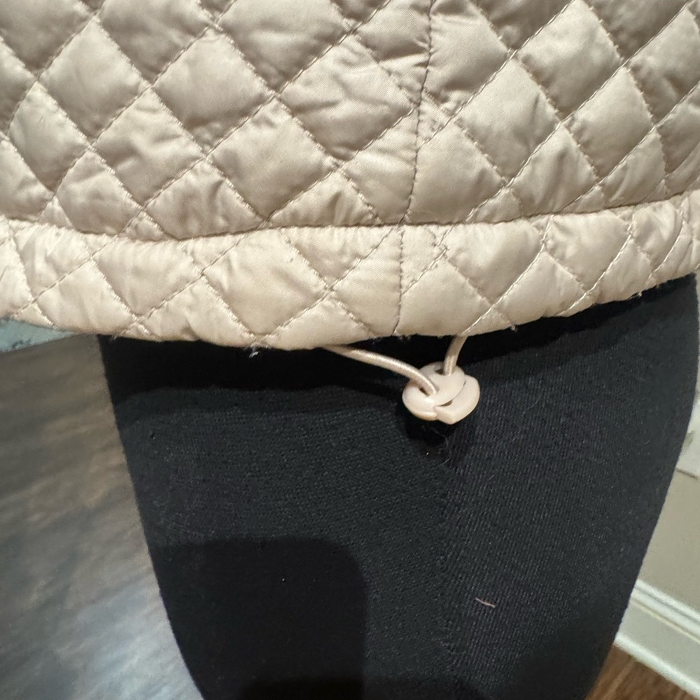 Ci Sono Cream Quilted Outerwear Label - Picture 9 of 10